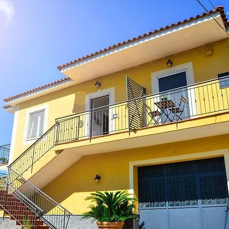 Le Ginestre Bed & Breakfast *