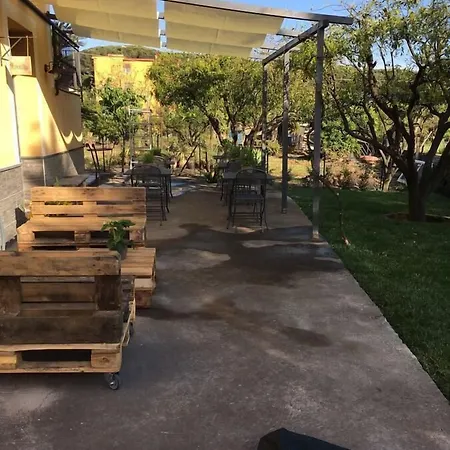 Bed & Breakfast Le Ginestre Trecase