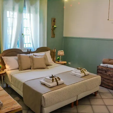 Le Ginestre Bed & Breakfast Trecase