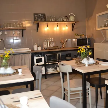Le Ginestre Bed & Breakfast *