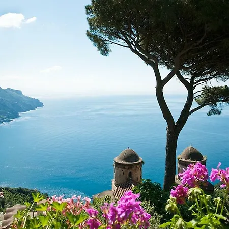 Le Ginestre Bed & Breakfast Trecase